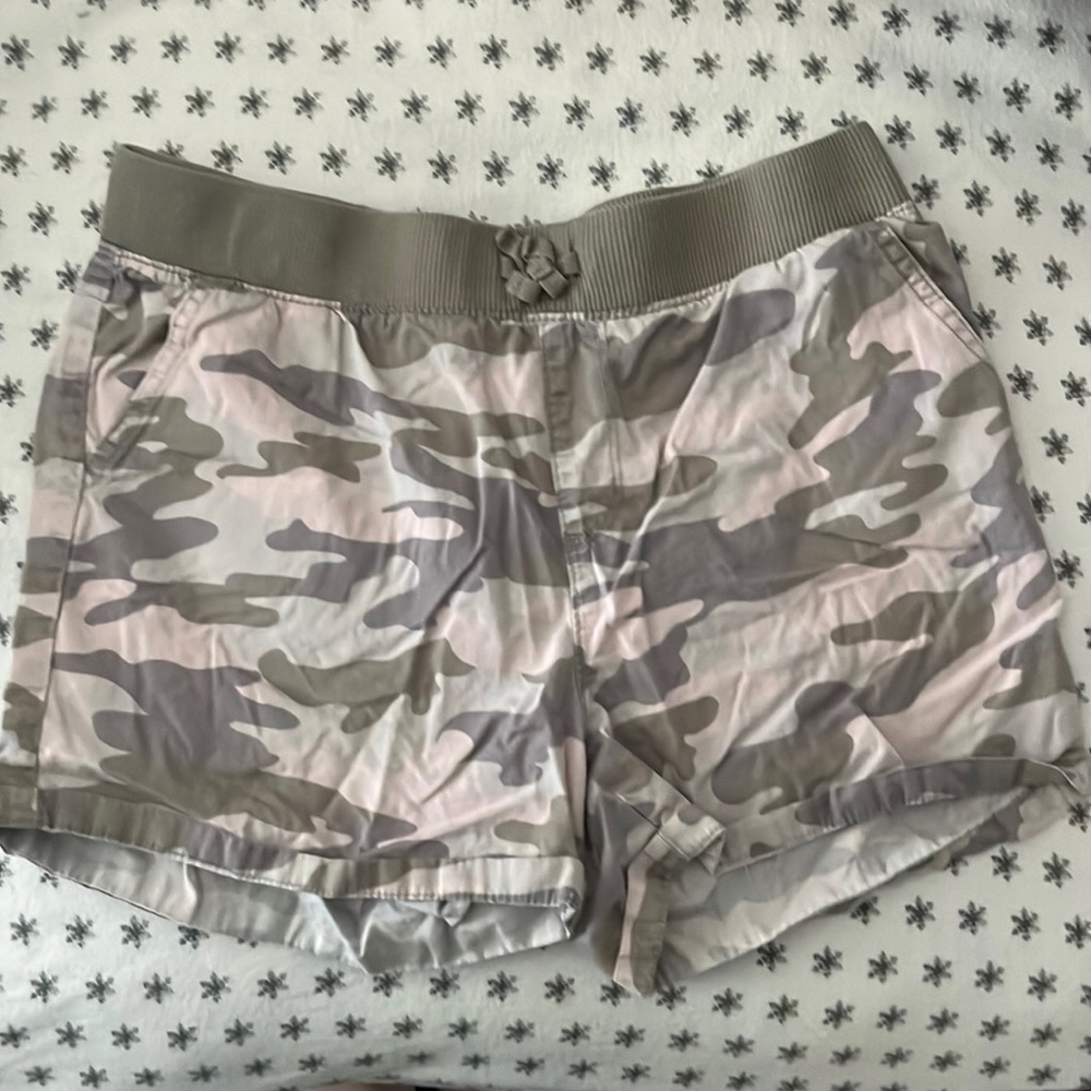 Childrens Place Pink and Grey Camo Shorts